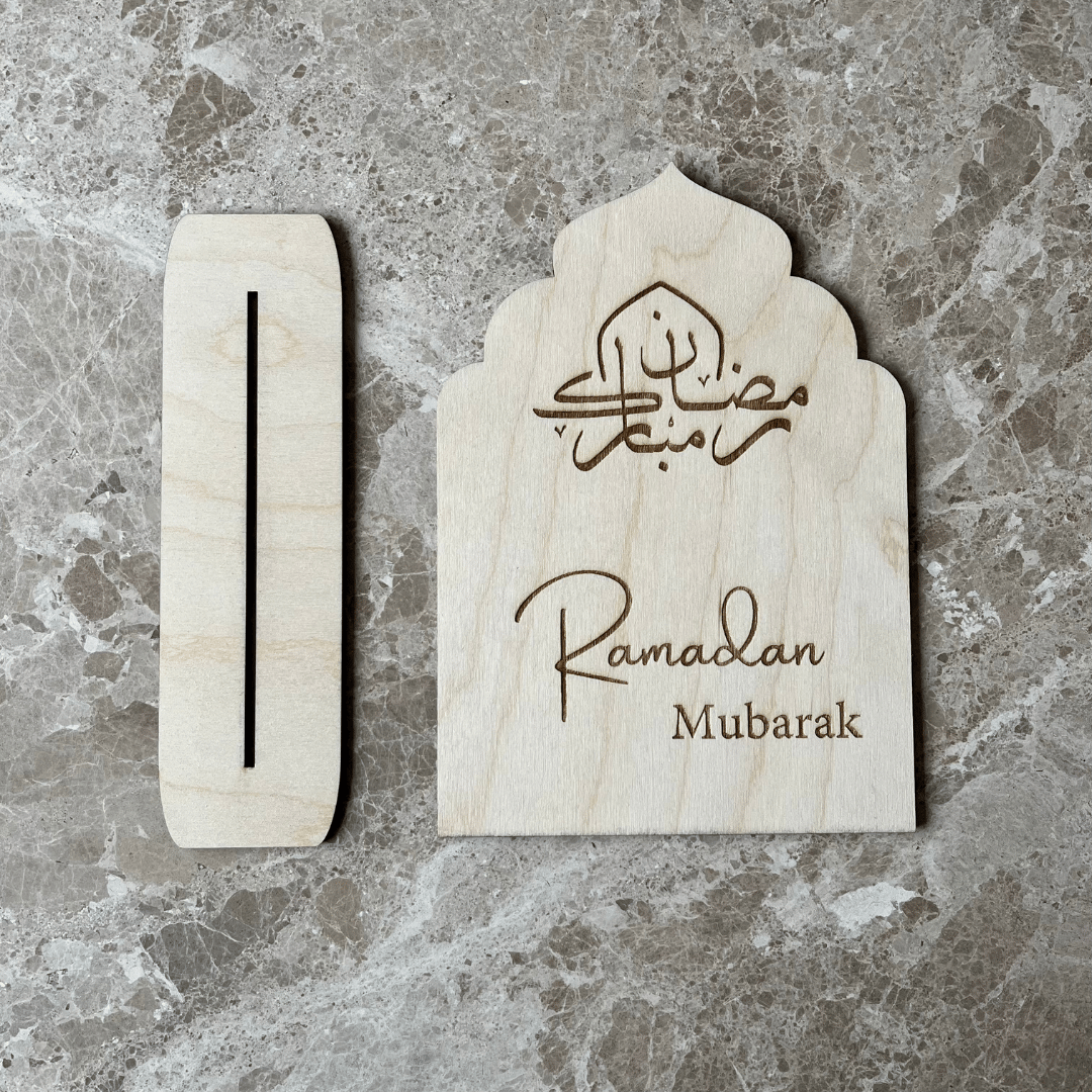 Ramadan Mubarak sign